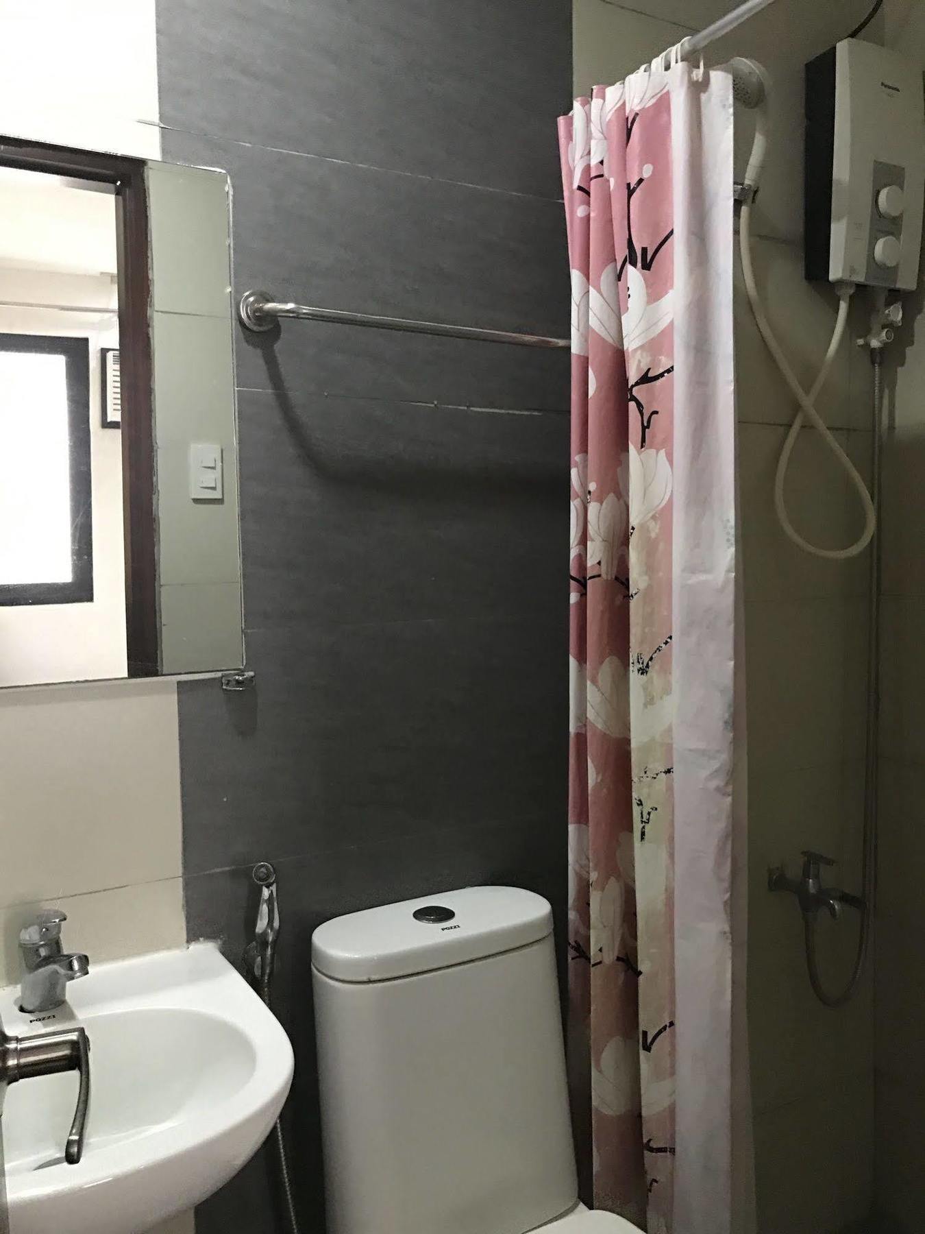 Ziur Inn Laoag Extérieur photo