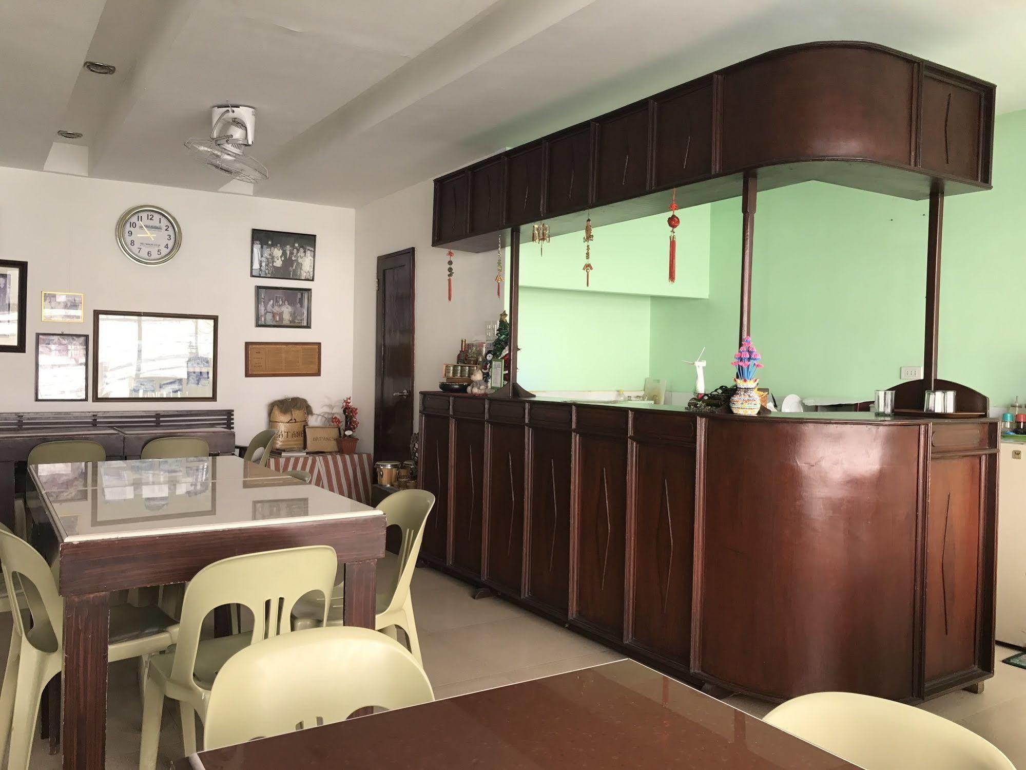 Ziur Inn Laoag Extérieur photo